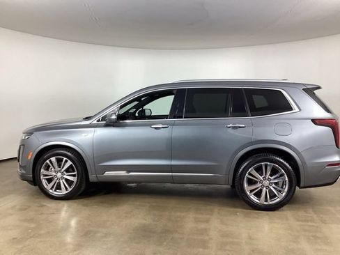 Used 2020 Cadillac XT6 Premium Luxury FWD image 8