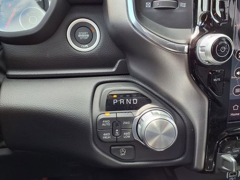 New 2026 RAM 1500 Laramie AWD/4WD image 8