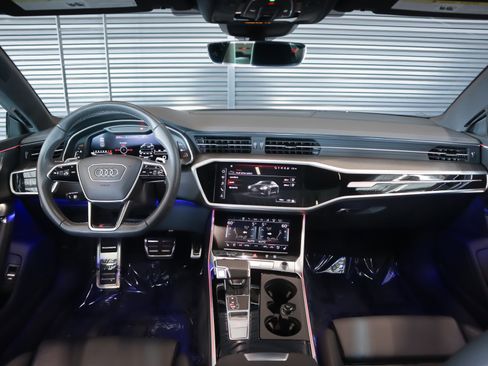 Used 2023 Audi RS 7 Sportback w/ Carbon Optic Package image 10