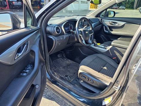 Used 2019 Chevrolet Blazer LT FWD image 10