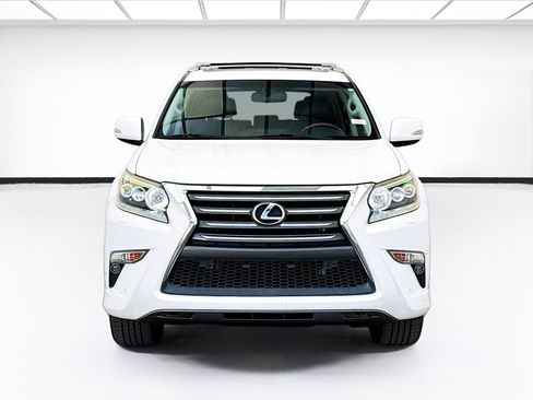 Used 2016 Lexus GX 460 w/ Premium Package AWD/4WD image 2