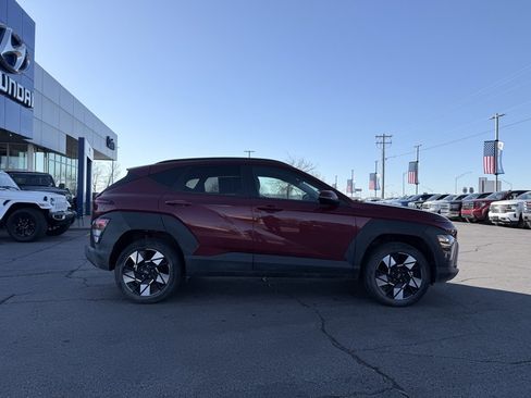 Used 2024 Hyundai Kona SEL w/ Convenience Package image 8