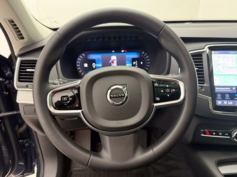 Certified 2023 Volvo XC90 B5 Core w/ Protection Package Premier AWD/4WD image 15