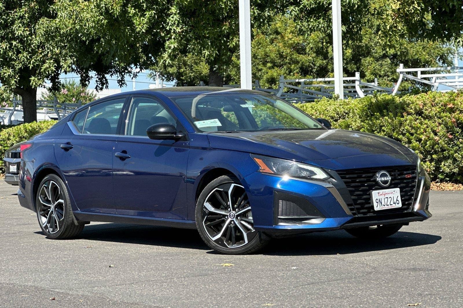 Certified 2024 Nissan Altima 2.5 SR FWD image 1