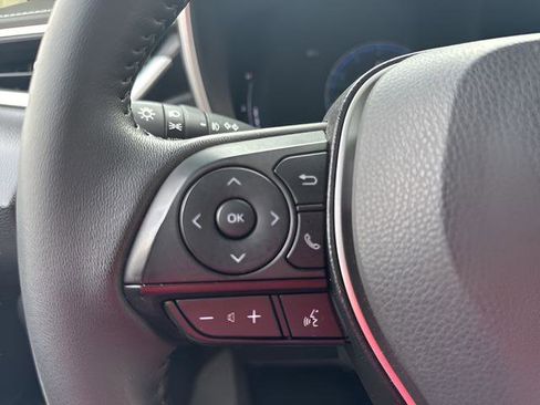 Used 2025 Toyota Corolla XSE image 22