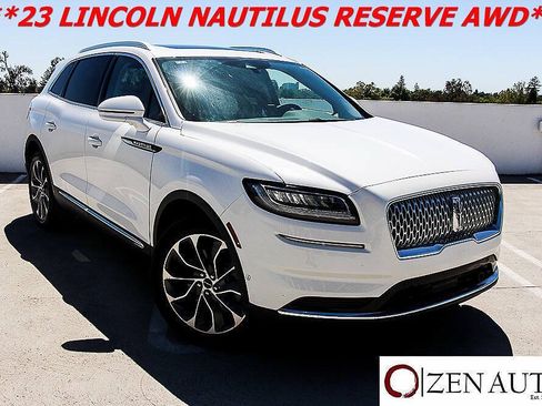 Used 2023 Lincoln Nautilus Reserve w/ Equipment Group 201A AWD/4WD image 1
