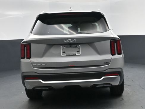 New 2026 Kia Sorento S image 13