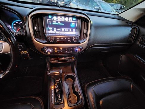 Used 2018 GMC Canyon Denali image 15