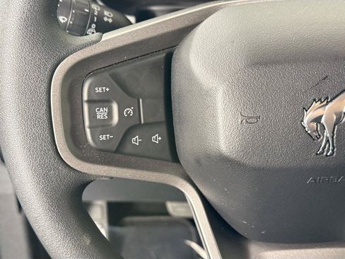 Used 2025 Ford Bronco 4-Door AWD/4WD image 15
