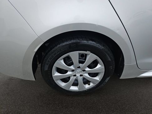 Used 2023 Toyota Corolla LE FWD image 43