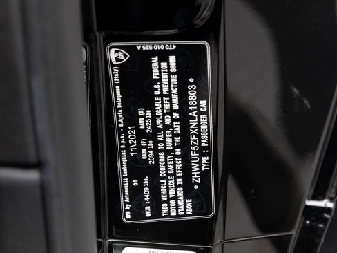 Used 2022 Lamborghini Huracan EVO image 21