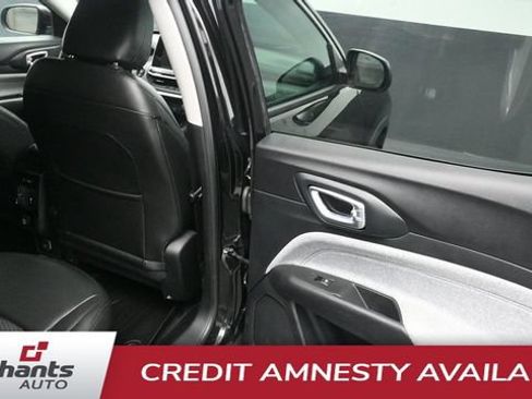 Used 2022 Jeep Compass Latitude AWD/4WD image 10