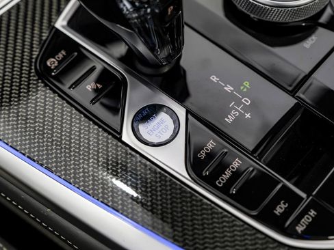 Used 2024 BMW ALPINA XB7 image 18