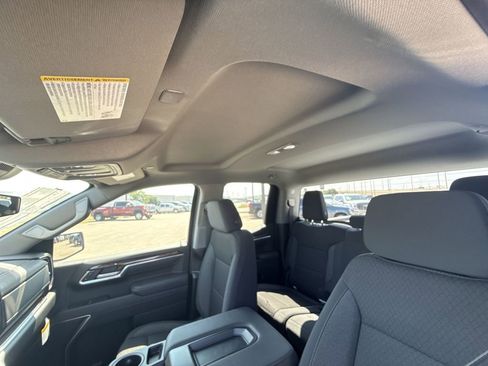New 2026 GMC Sierra 1500 Elevation image 18