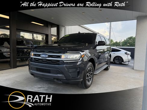 Used 2022 Ford Expedition XLT AWD/4WD image 4
