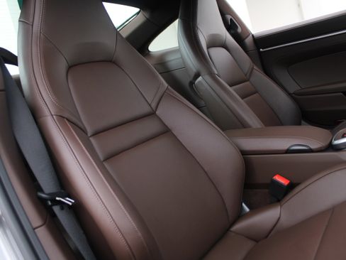 Certified 2024 Porsche 911 Carrera S image 31