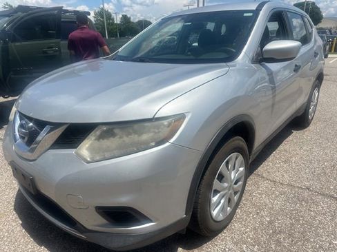 Used 2016 Nissan Rogue S AWD/4WD image 1
