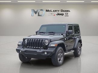 Used 2019 Jeep Wrangler Sport AWD/4WD video 2