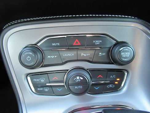 Used 2023 Dodge Challenger SRT Hellcat w/ Driver Convenience Group RWD image 29