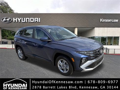 New 2026 Hyundai Tucson SE image 1