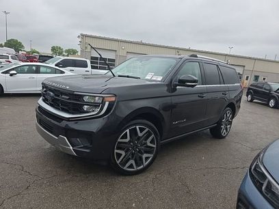 Used 2026 Ford Expedition Platinum w/ Platinum Ultimate Package