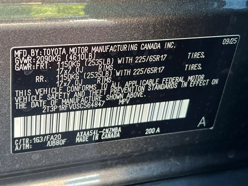 New 2025 Toyota RAV4 XLE image 31