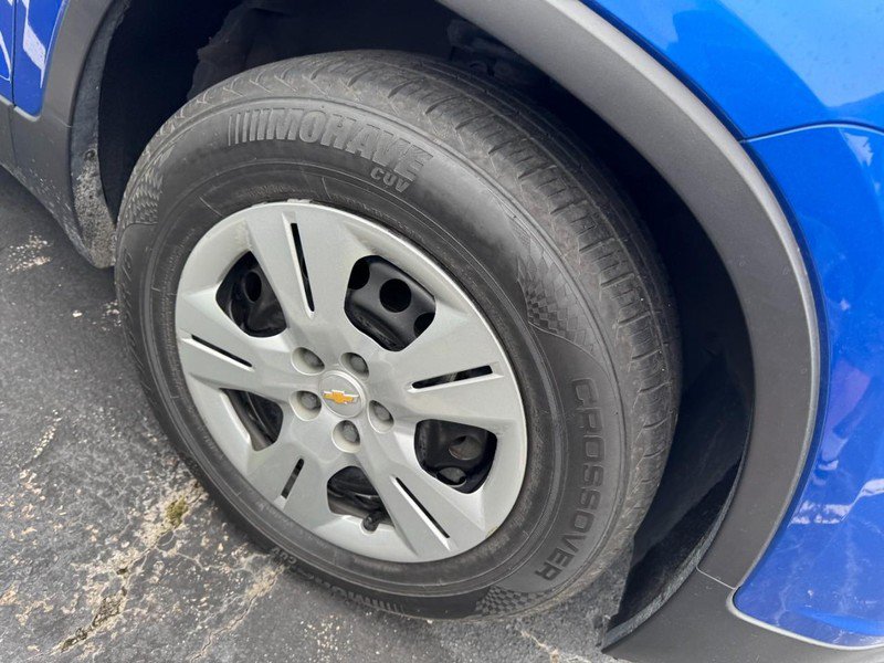 Used 2015 Chevrolet Trax LS FWD image 5