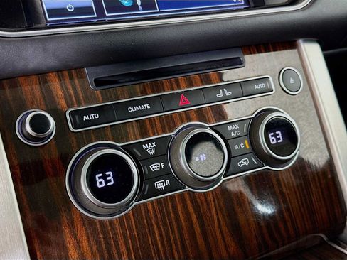 Used 2015 Land Rover Range Rover Supercharged AWD/4WD image 16