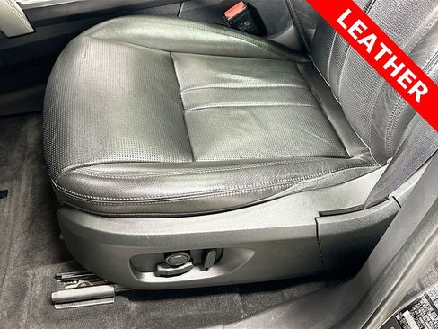 Used 2018 Land Rover Discovery Sport HSE image 21