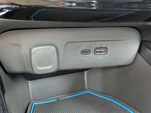 Used 2025 Chevrolet Trax LT w/ Driver Confidence Package FWD image 21