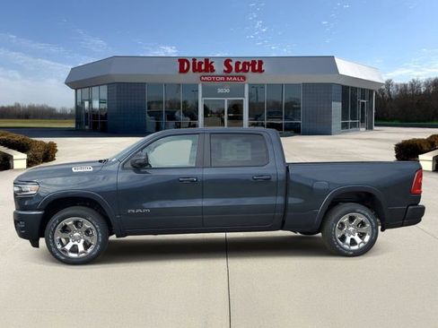 New 2026 RAM 1500 4x4 Crew Cab image 5