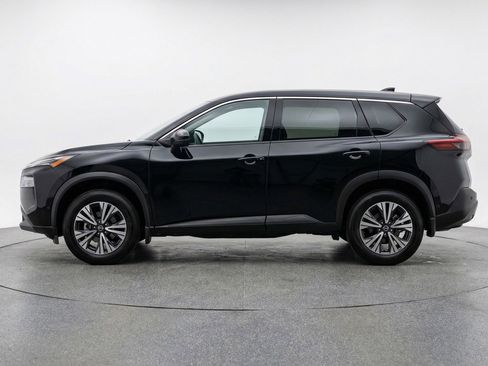 Used 2025 Nissan Rogue SV image 5