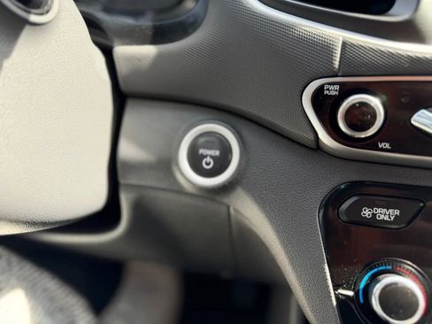 Used 2019 Hyundai Ioniq Electric image 42