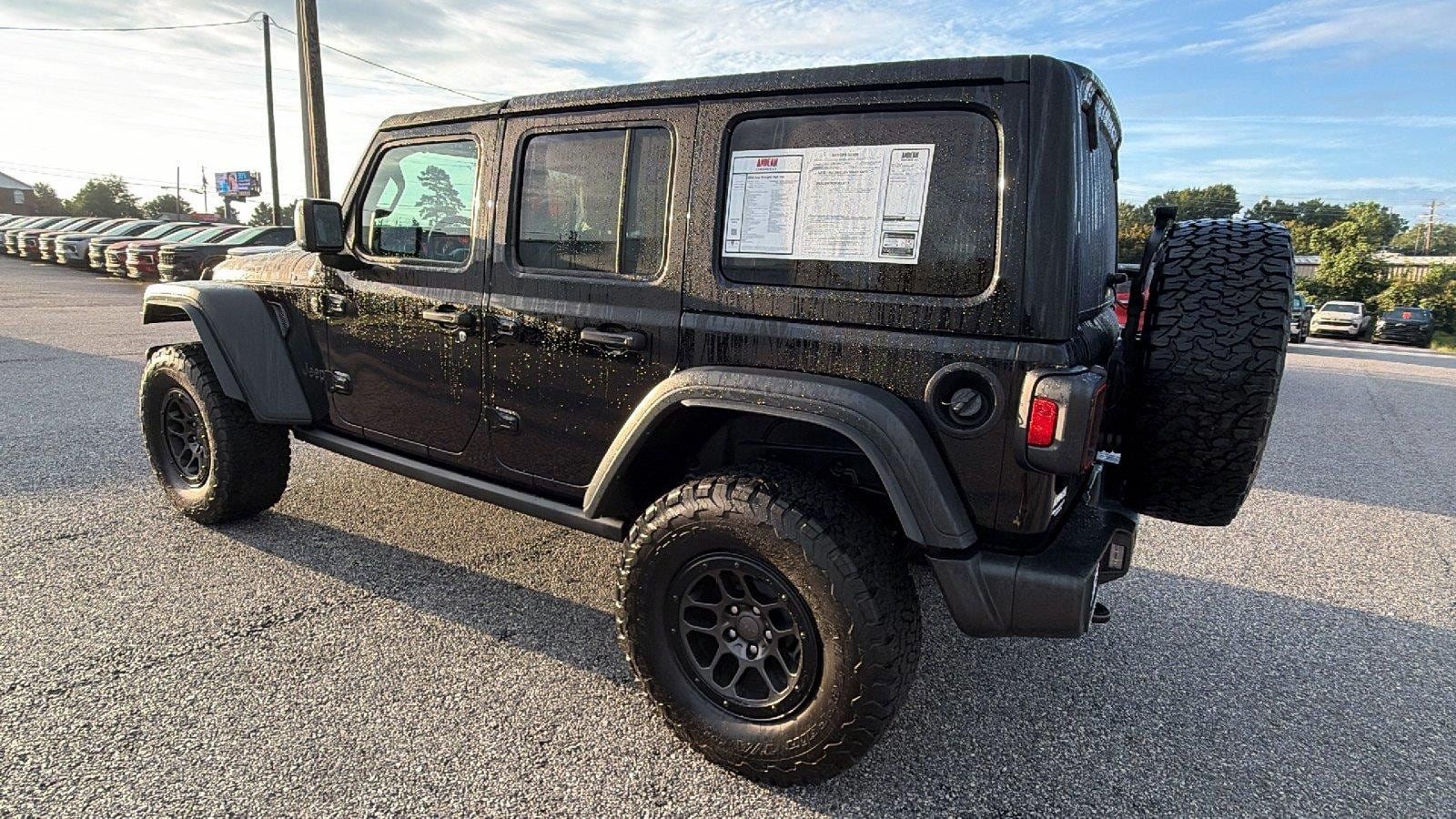 Used 2023 Jeep Wrangler Unlimited Sport AWD/4WD image 10