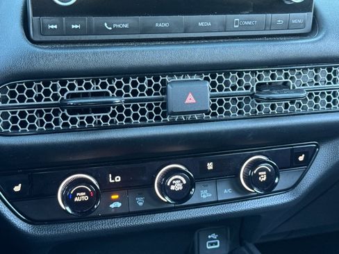 Used 2024 Honda HR-V Sport image 25