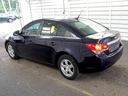 Used 2011 Chevrolet Cruze LT FWD image 4