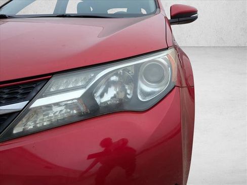 Used 2013 Toyota RAV4 XLE image 9