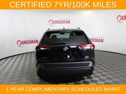 Used 2025 Toyota RAV4 XLE AWD/4WD image 8