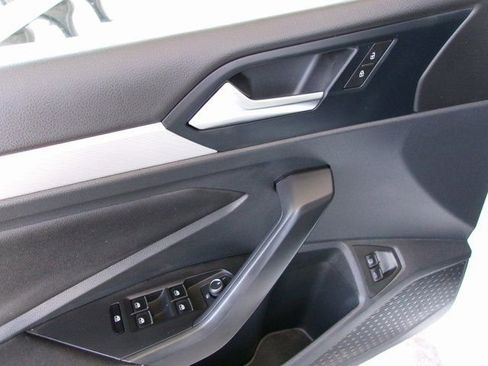 Used 2024 Volkswagen Jetta S image 12