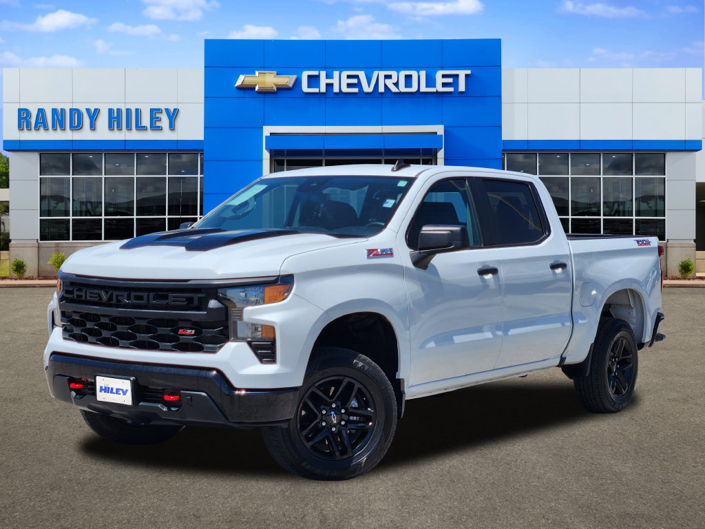 Used 2025 Chevrolet Silverado 1500 Custom Trail Boss AWD/4WD image 1