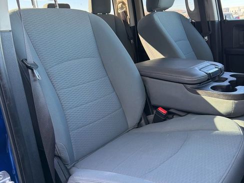 Used 2017 RAM 1500 ST w/ SXT Appearance Group image 8