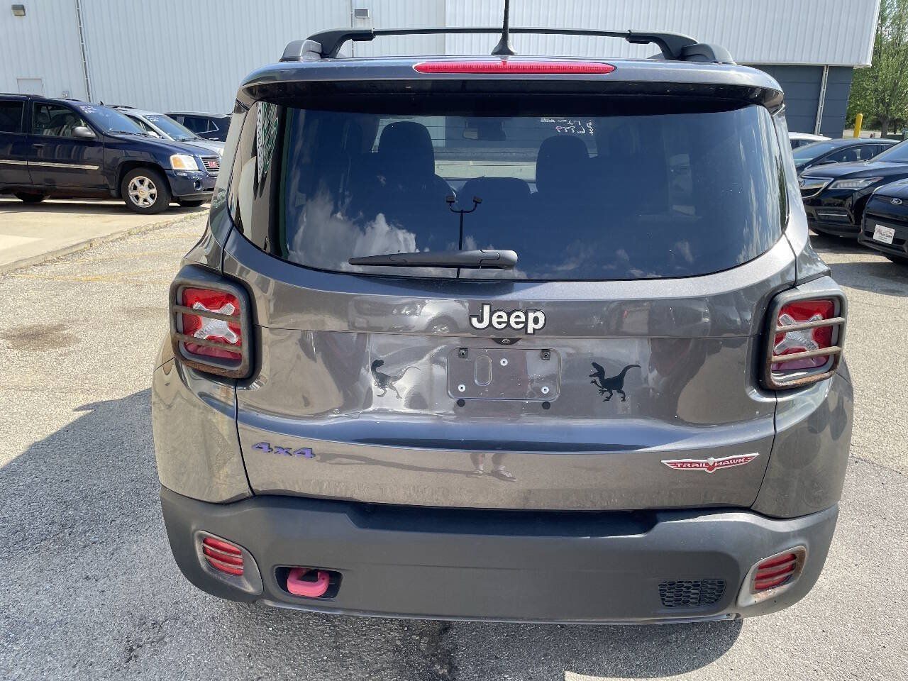 Used 2016 Jeep Renegade Trailhawk AWD/4WD image 7