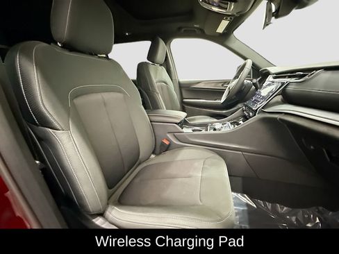 New 2025 Jeep Grand Cherokee L Laredo w/ Luxury Tech Group I image 15