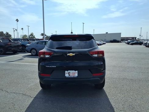 Used 2021 Chevrolet TrailBlazer LS image 4