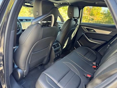 New 2026 Jaguar F-PACE R-Dynamic S image 15