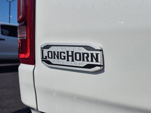 Used 2022 RAM 1500 Limited AWD/4WD image 15