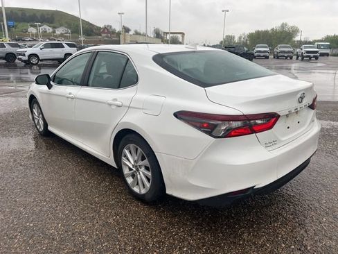 Used 2023 Toyota Camry LE w/ Convenience Package FWD image 6