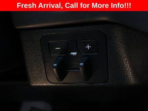 Used 2025 Toyota Tundra Platinum AWD/4WD image 25