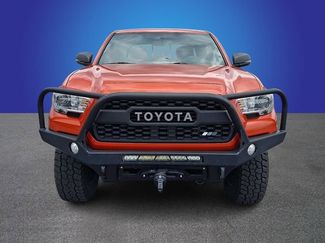 Used 2017 Toyota Tacoma TRD Off-Road w/ Tow Package AWD/4WD video 2