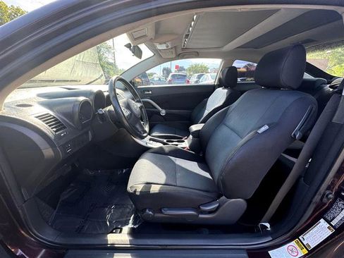 Used 2010 Scion tC image 10